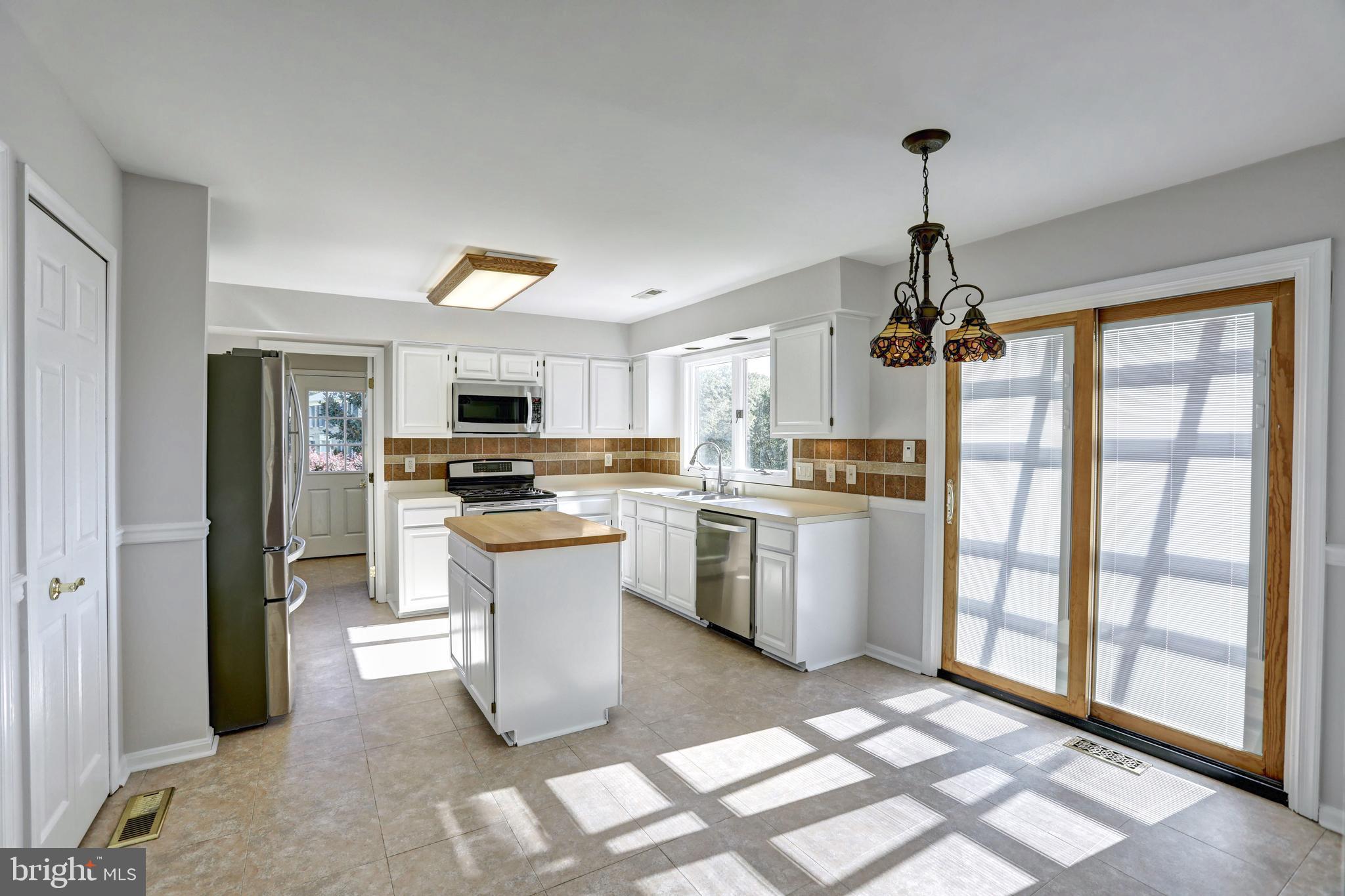 STEEPLE CHASE - Residential