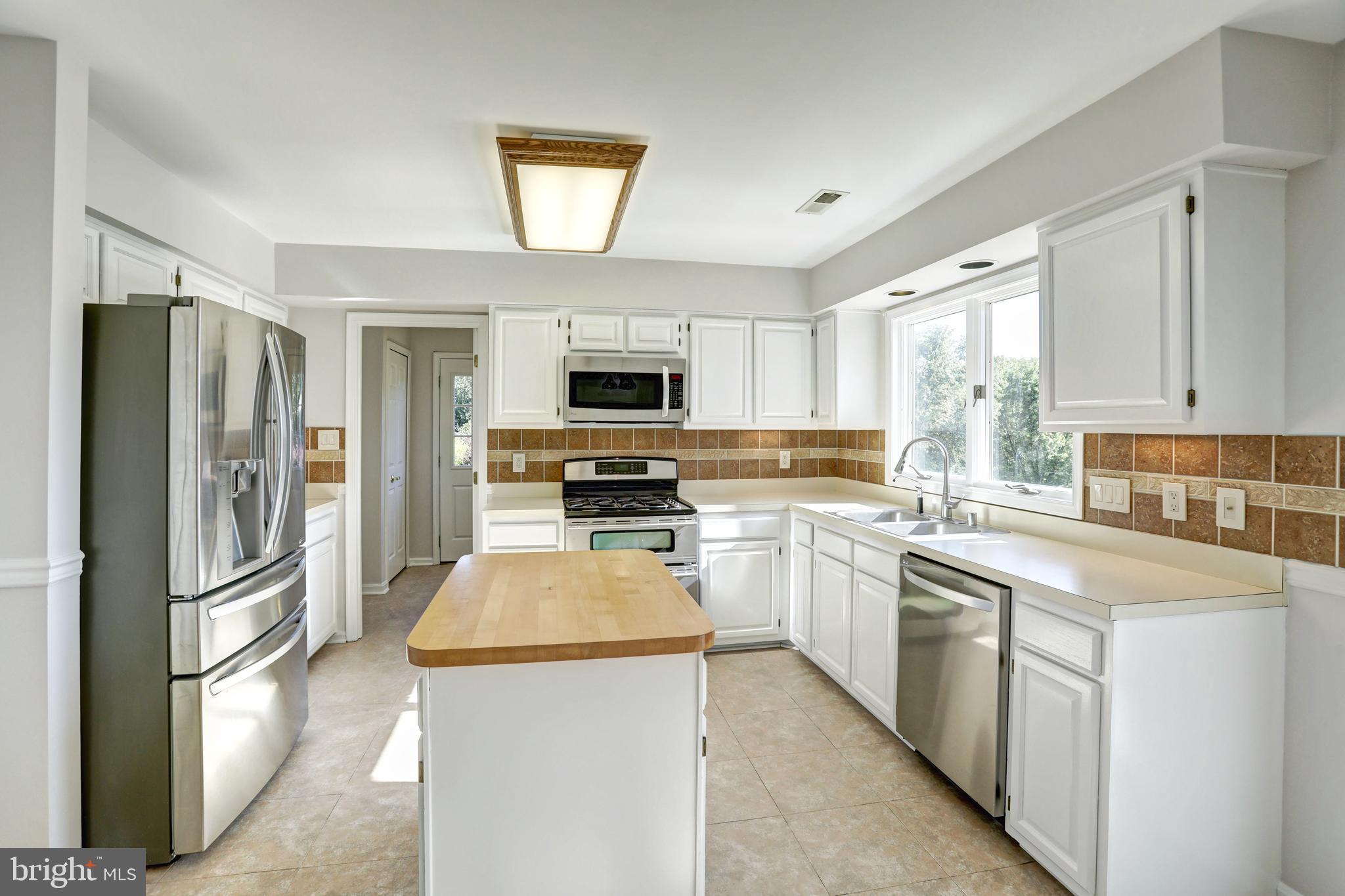 STEEPLE CHASE - Residential