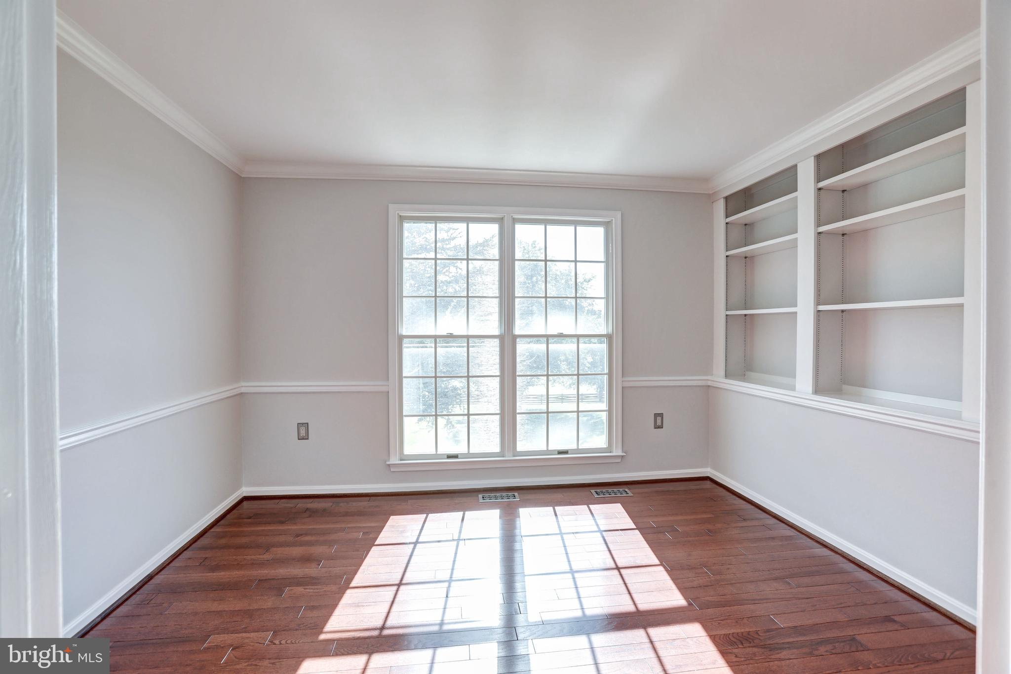 STEEPLE CHASE - Residential