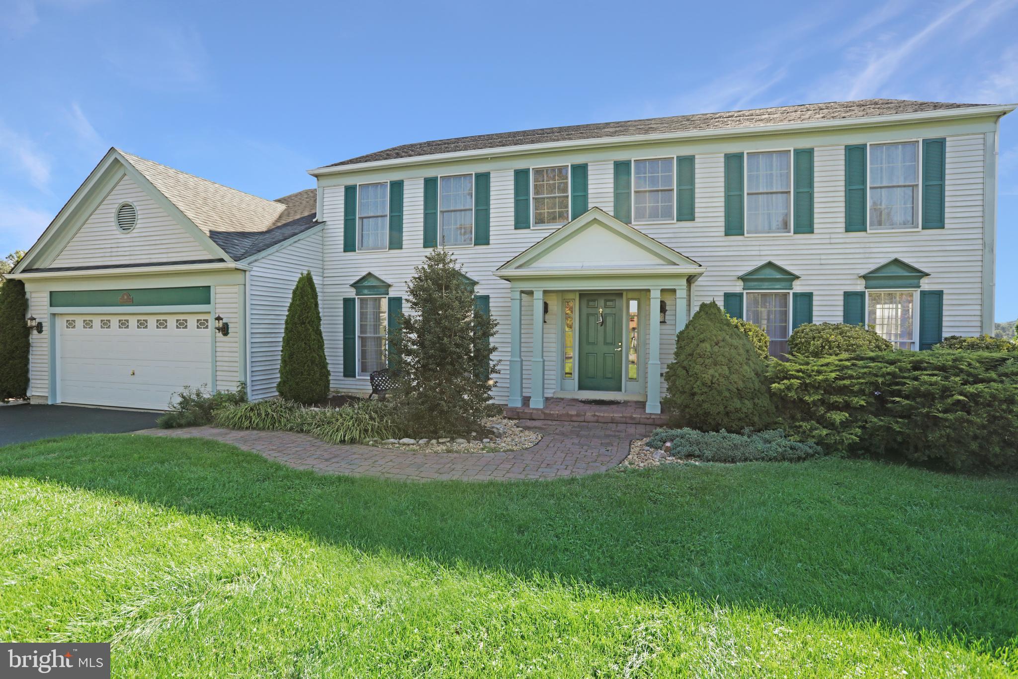 STEEPLE CHASE - Residential