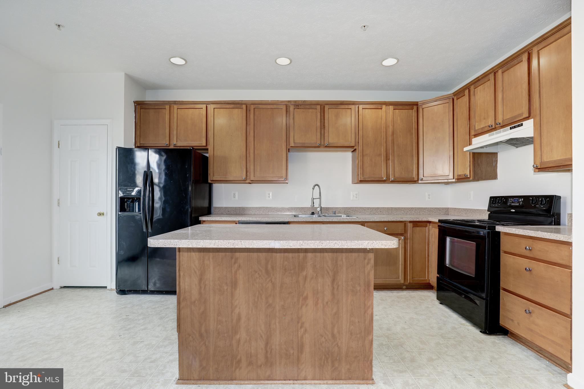 MIRAMAR LANDING - Residential Lease