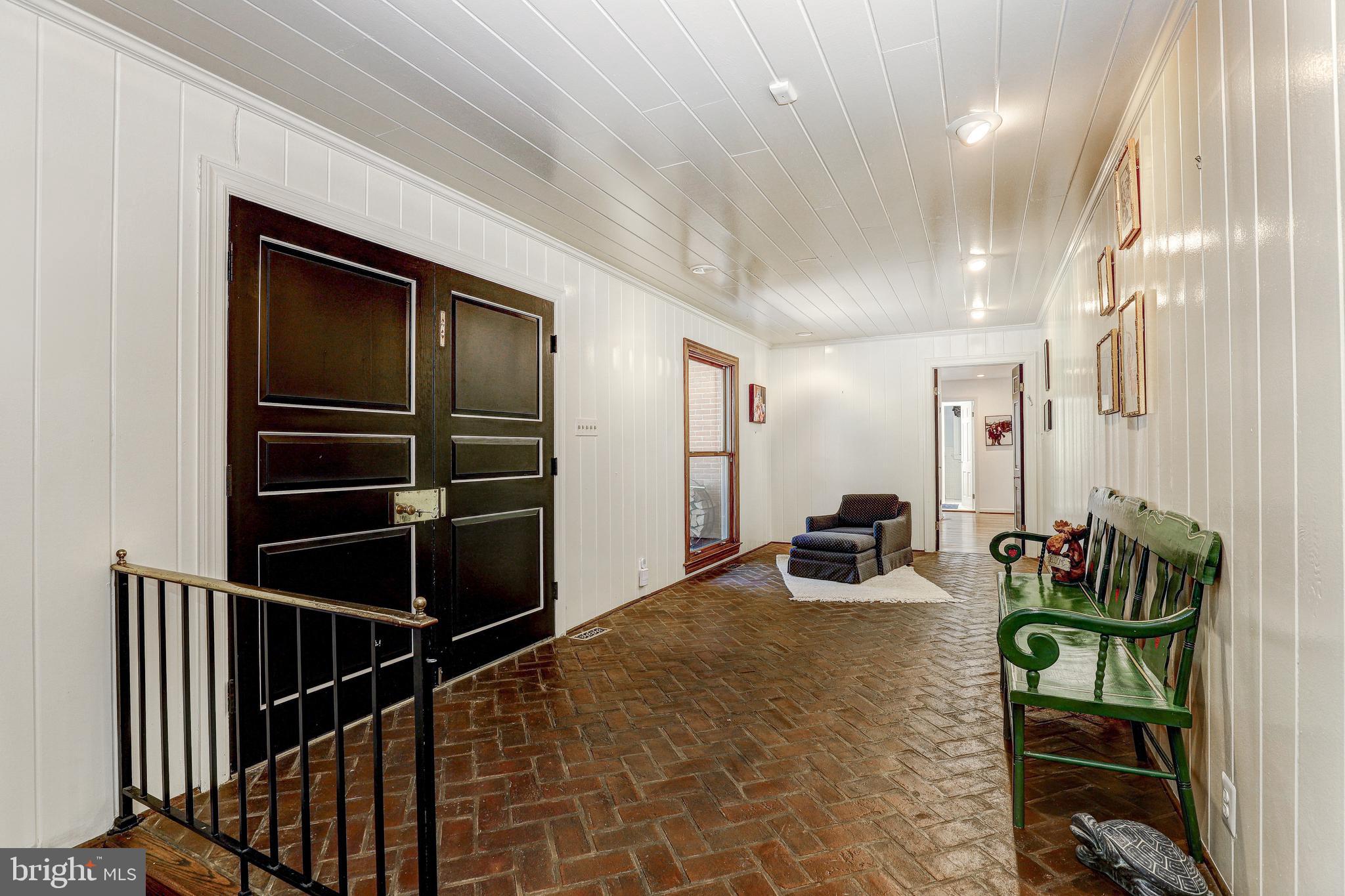 3211 WOODVALLEY DRIVE