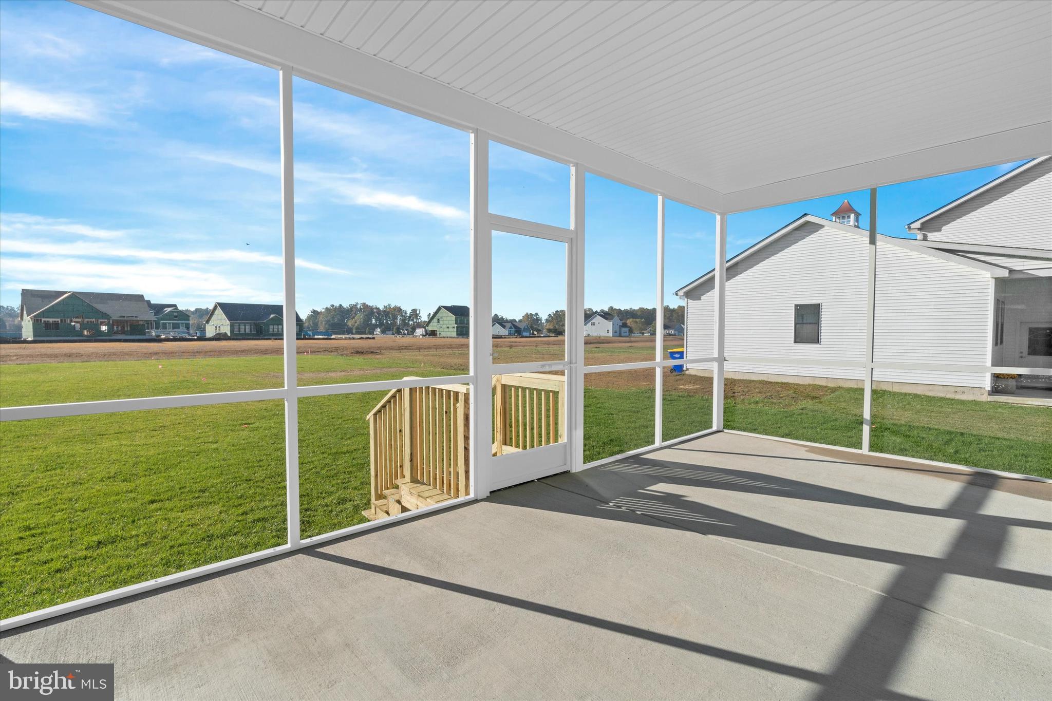 CAPTAINS WAY - Residential