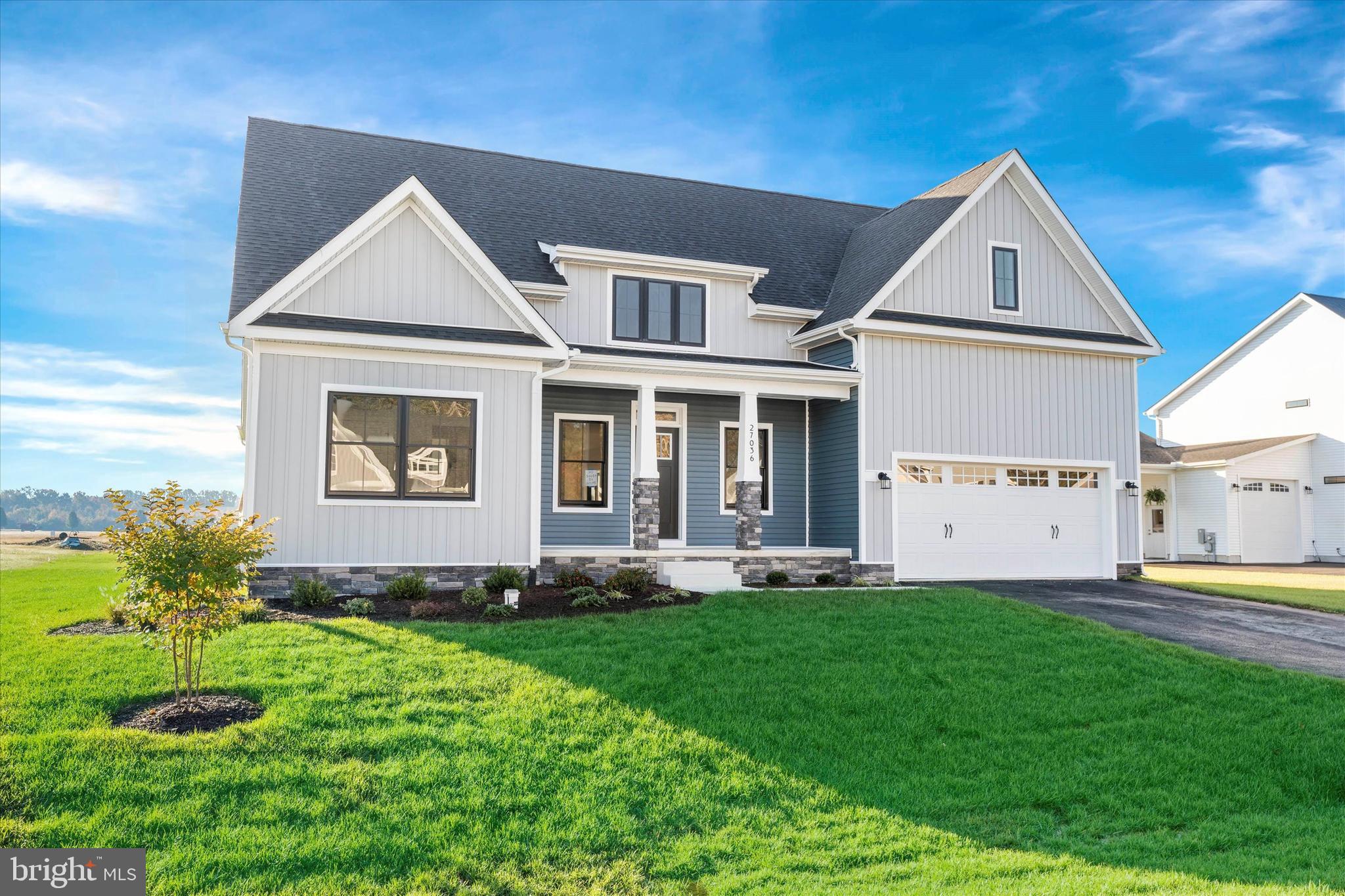 CAPTAINS WAY - Residential