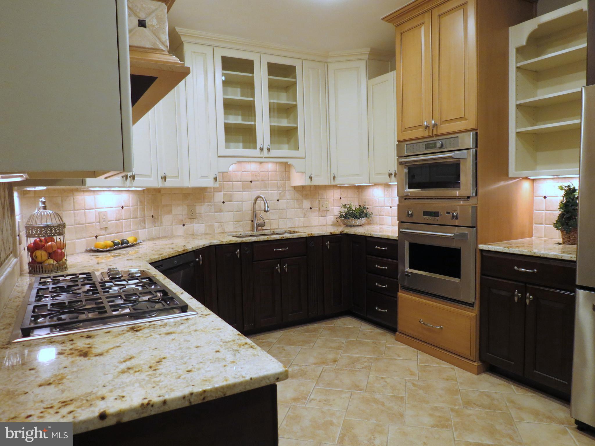 WESTWOOD TOWNS - Residential