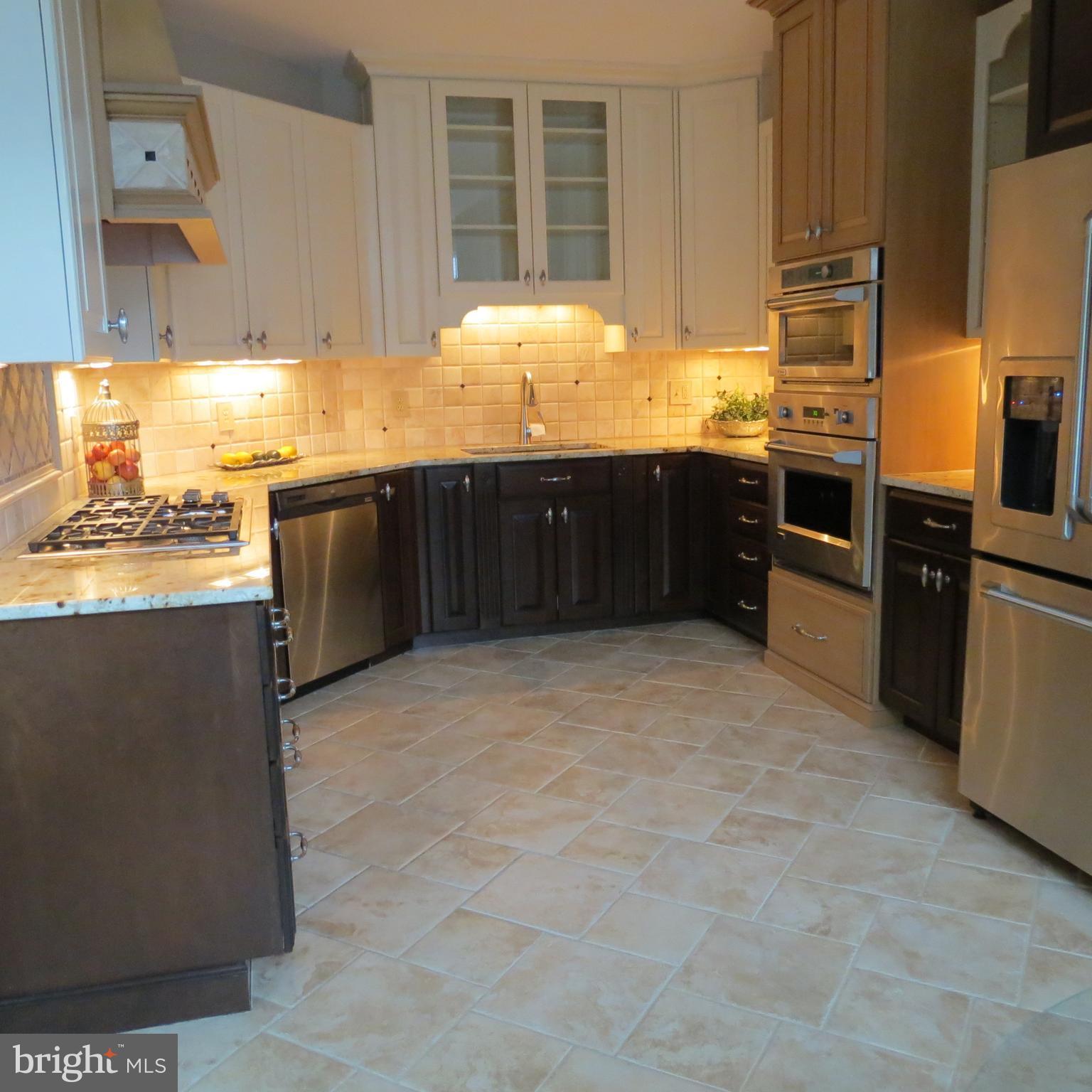 WESTWOOD TOWNS - Residential