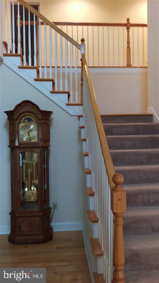 HILLCREST FARMS WEST - Residential