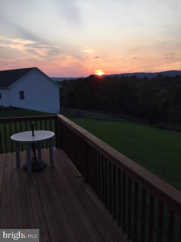 HILLCREST FARMS WEST - Residential