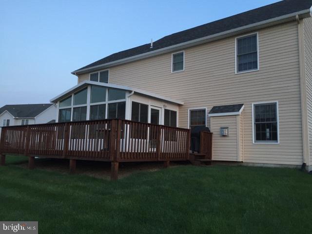 HILLCREST FARMS WEST - Residential