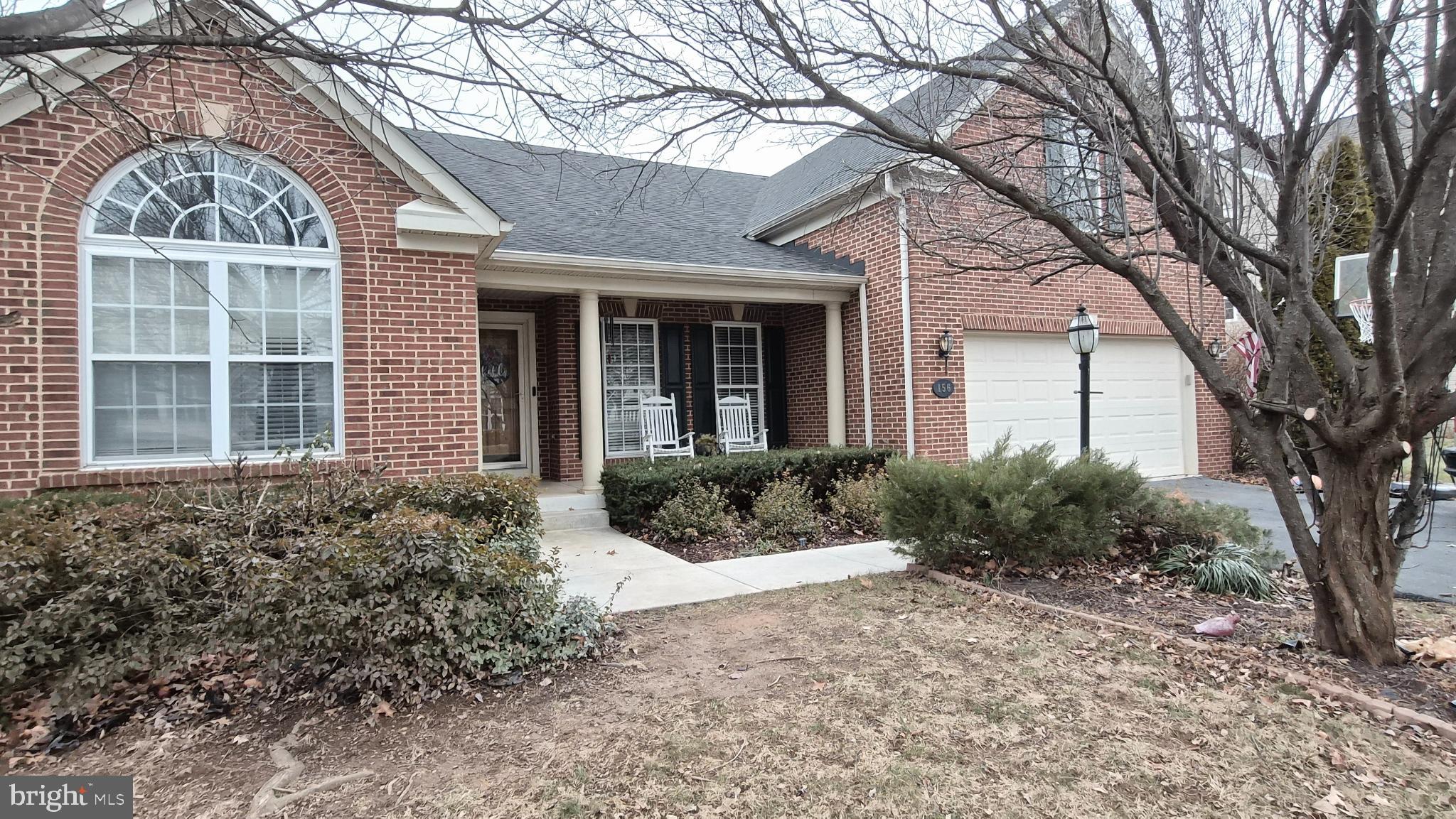 ARCHERS ROCK - Residential