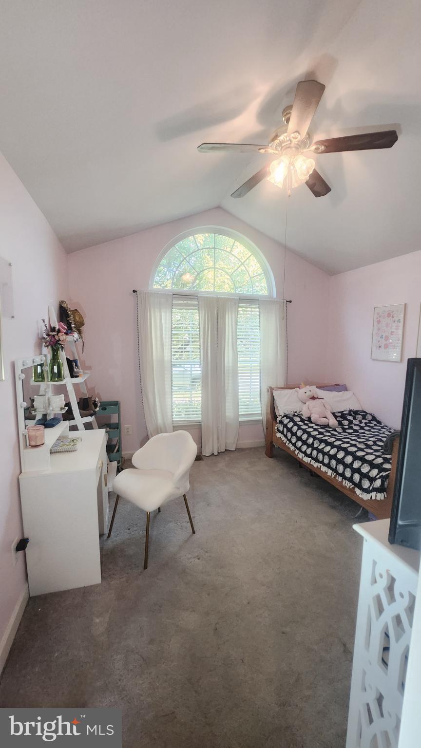 ARCHERS ROCK - Residential