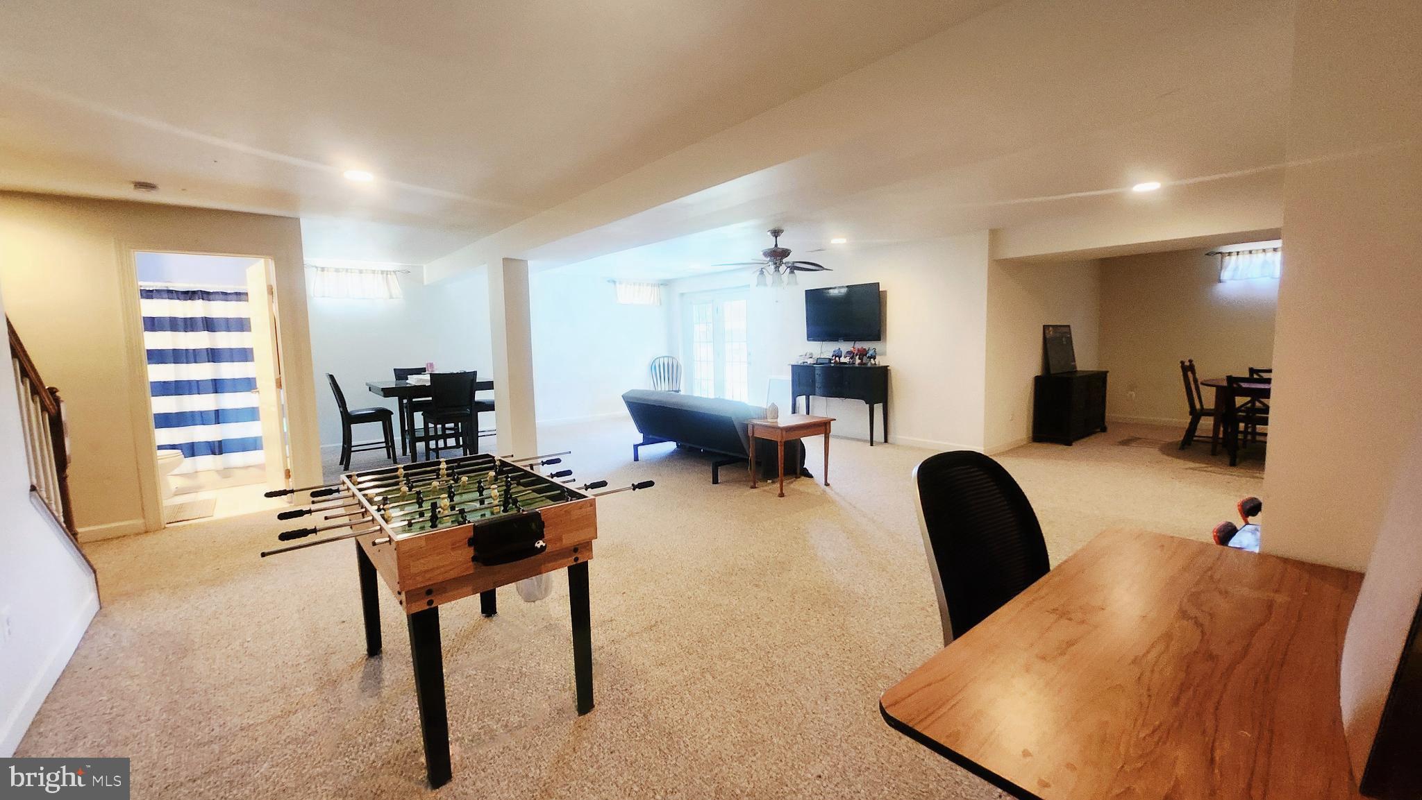 ARCHERS ROCK - Residential