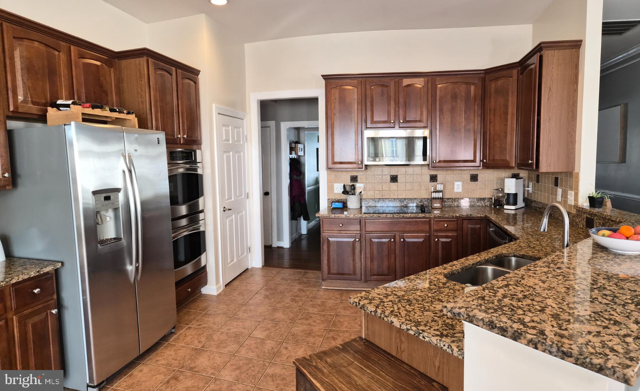 ARCHERS ROCK - Residential