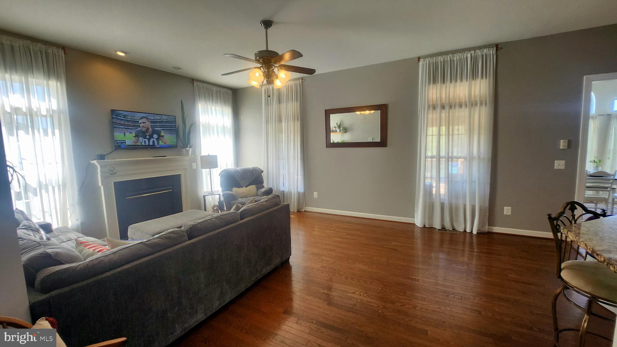 ARCHERS ROCK - Residential