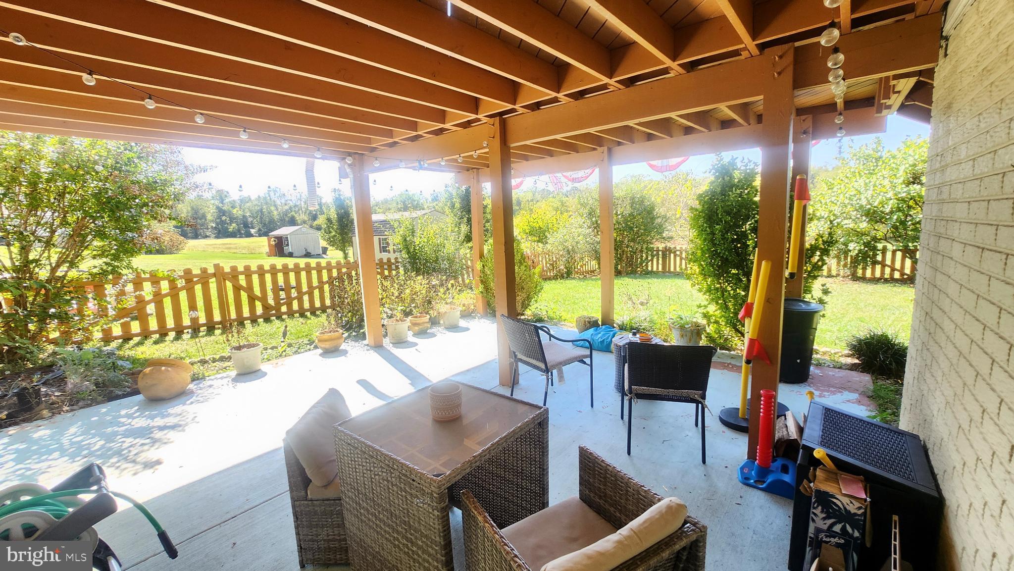 ARCHERS ROCK - Residential