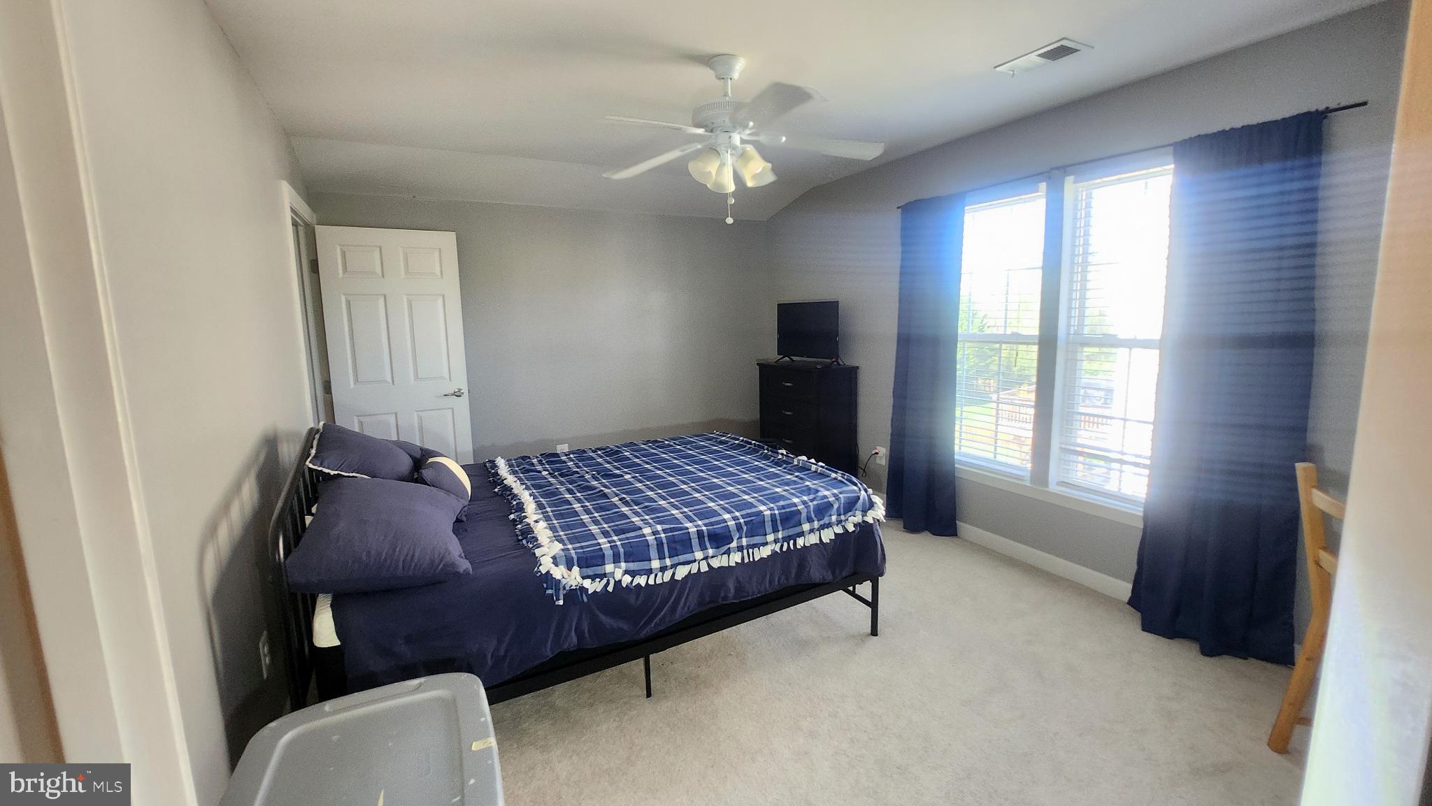 ARCHERS ROCK - Residential