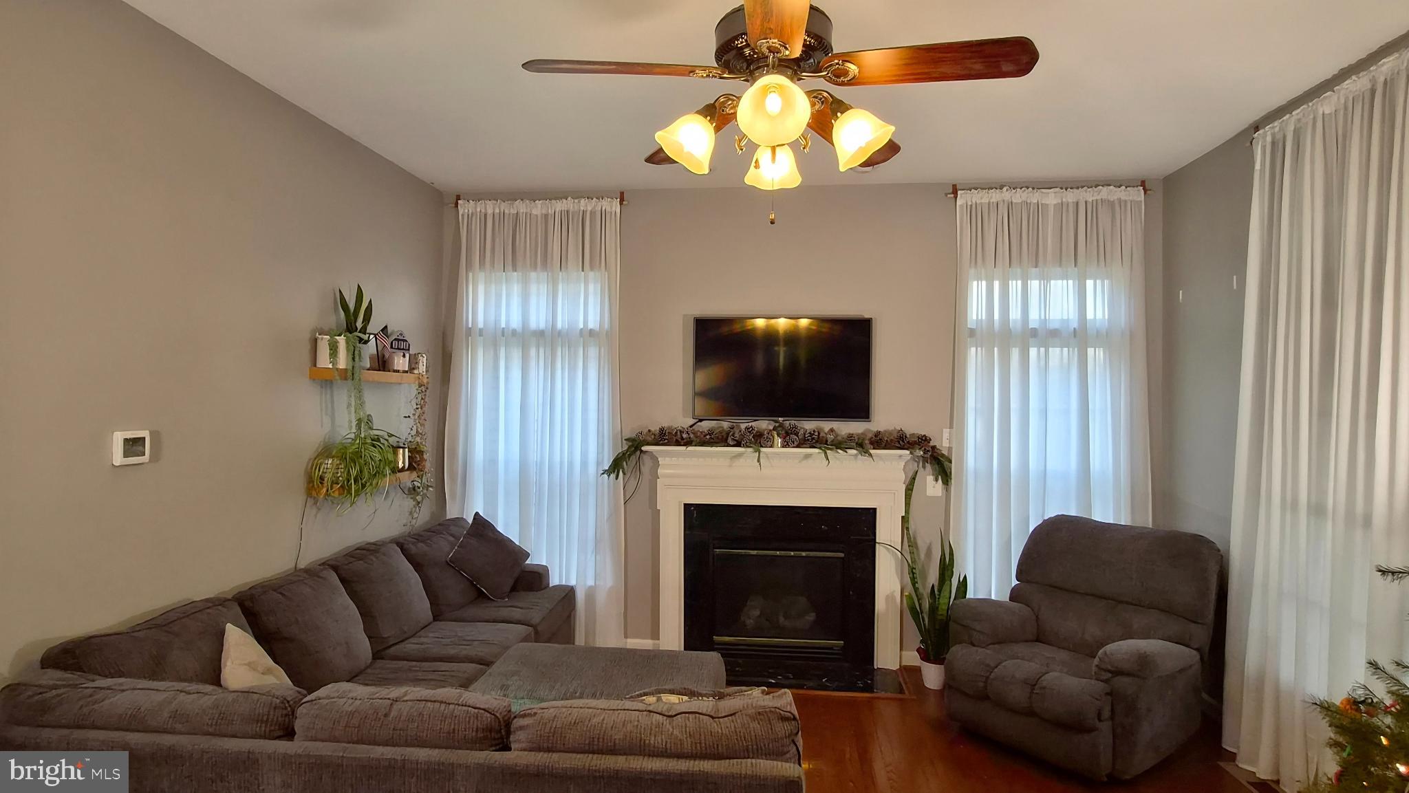 ARCHERS ROCK - Residential