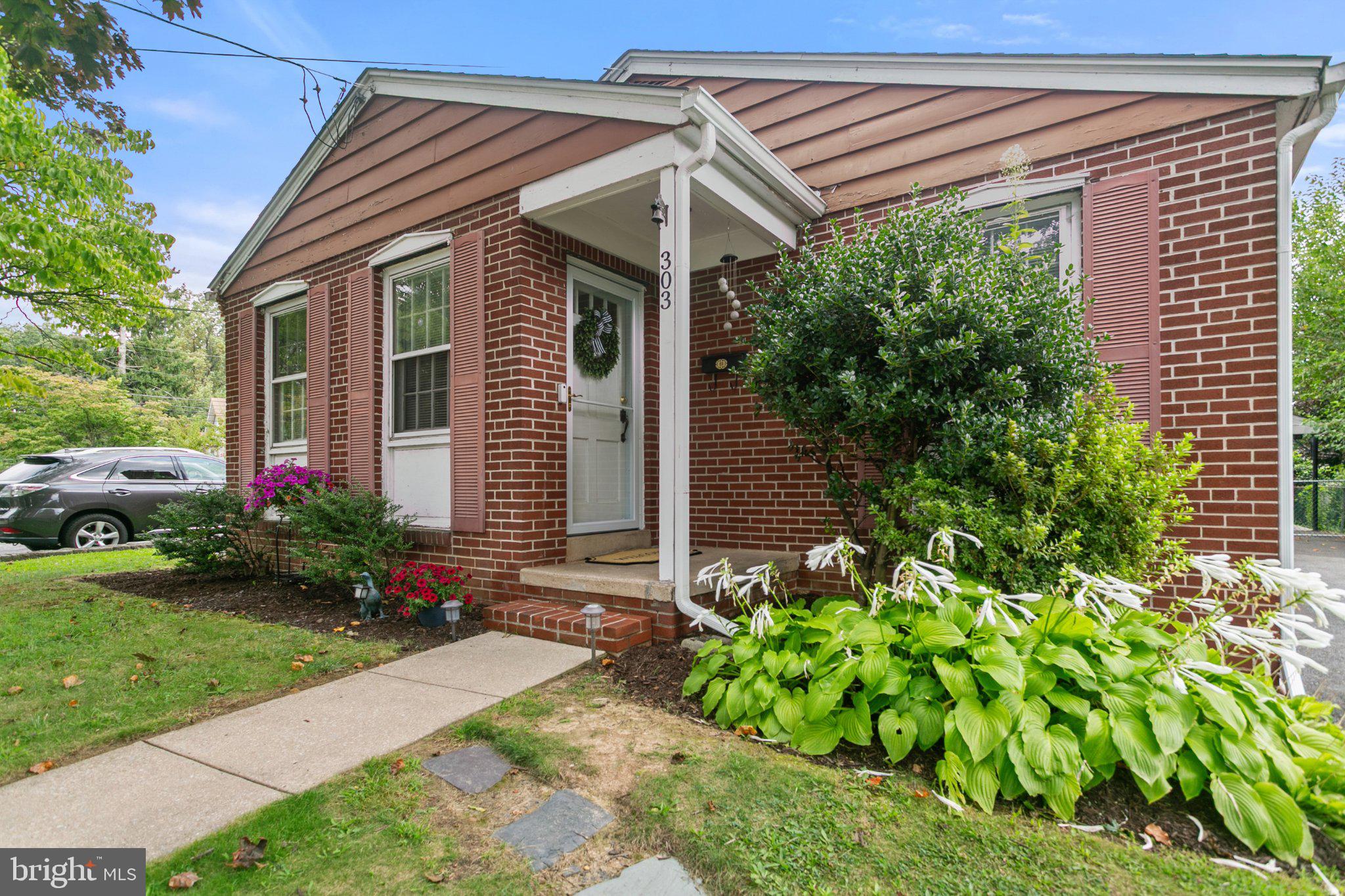 303 INSKEEP AVENUE