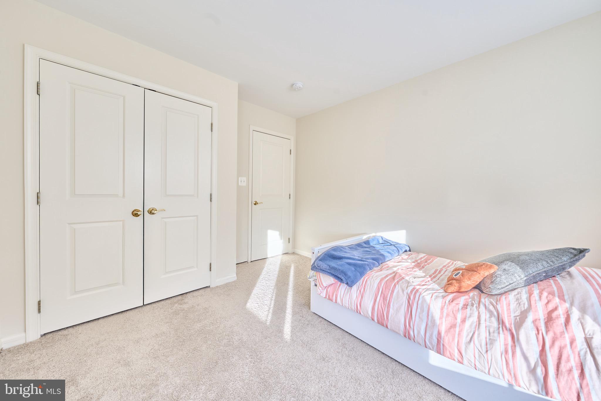 BRAMBLETON LANDBAY - Residential