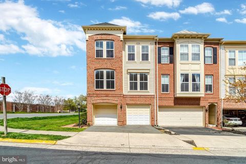 42464 REGAL WOOD DRIVE BRAMBLETON VA 20148