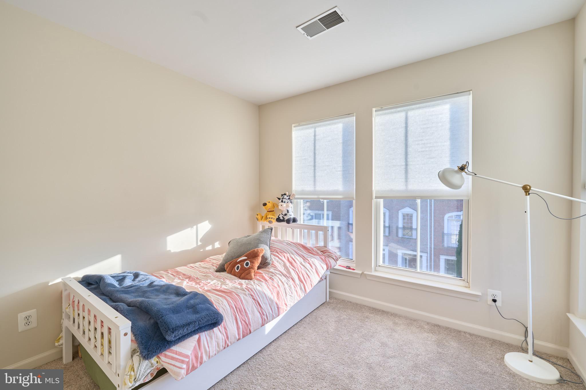 BRAMBLETON LANDBAY - Residential