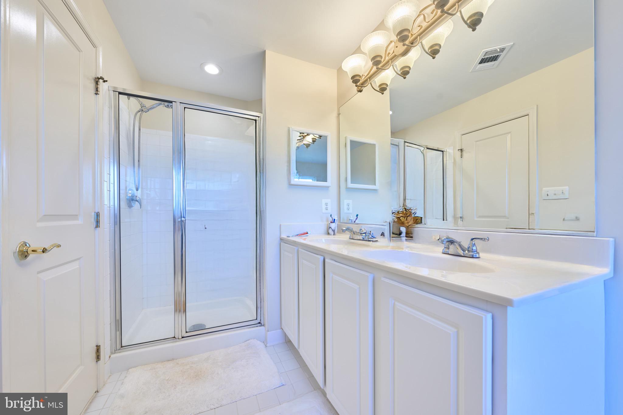 BRAMBLETON LANDBAY - Residential