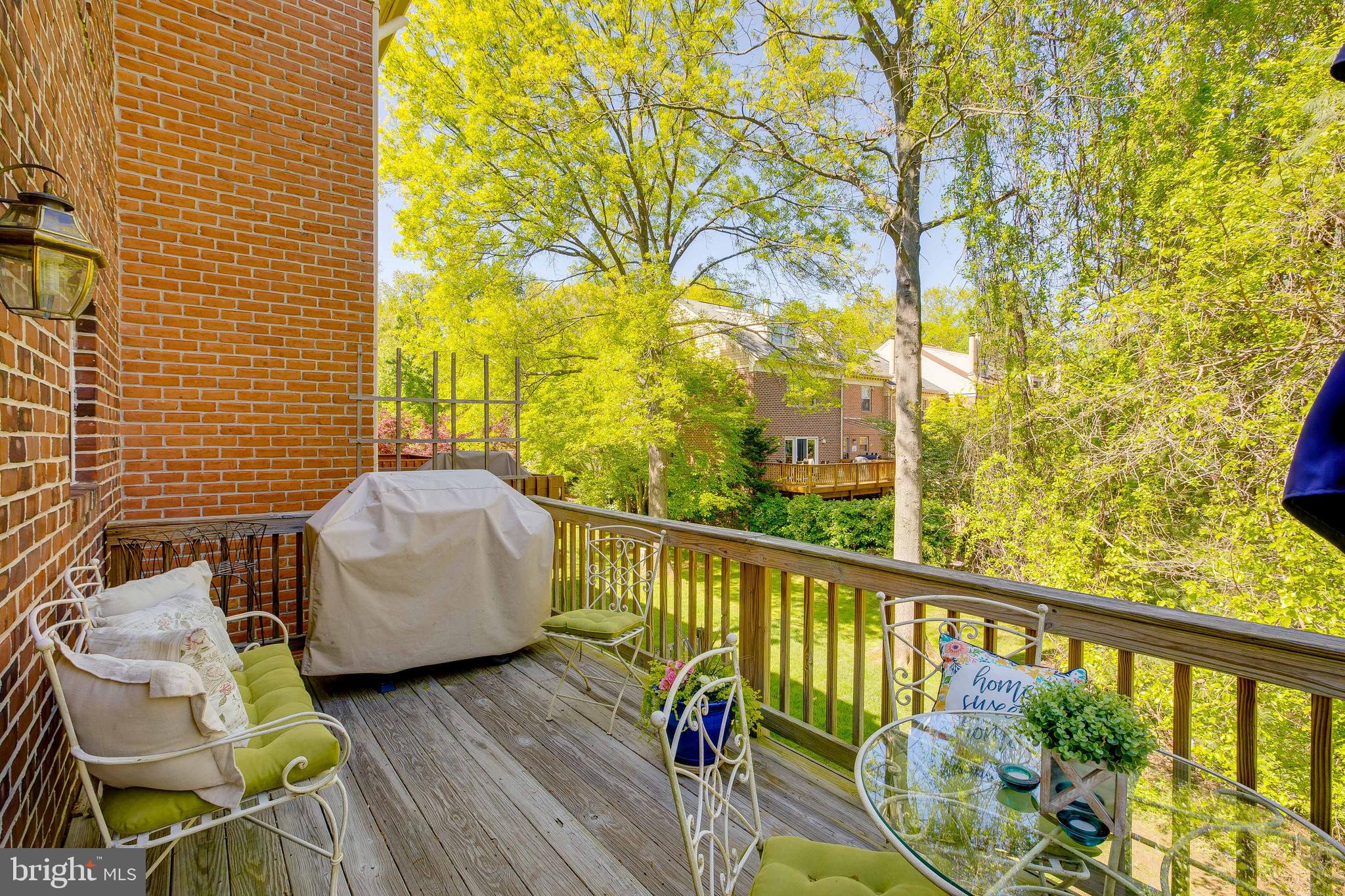 LOVETON FARMS - Residential