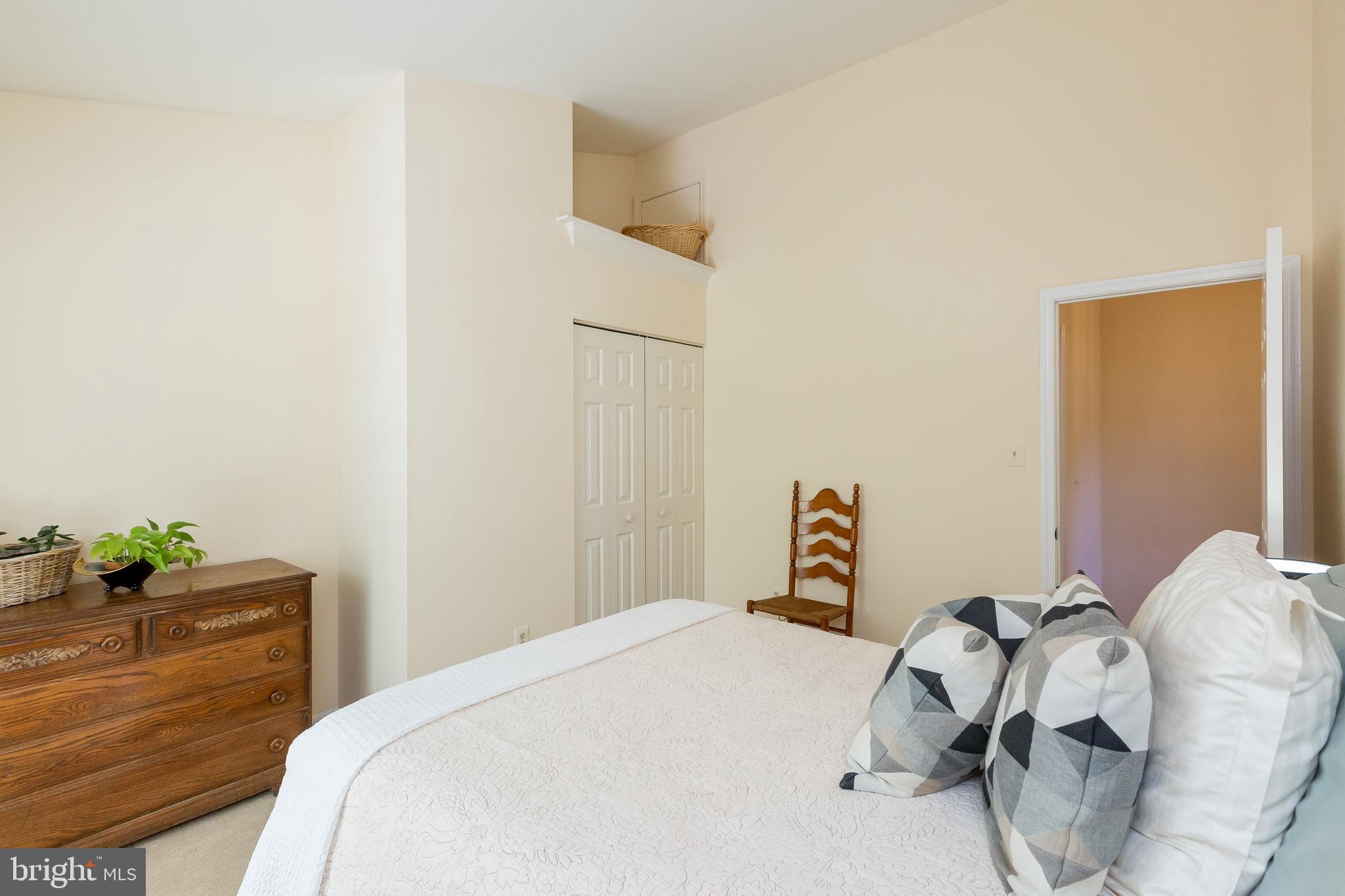 LOVETON FARMS - Residential