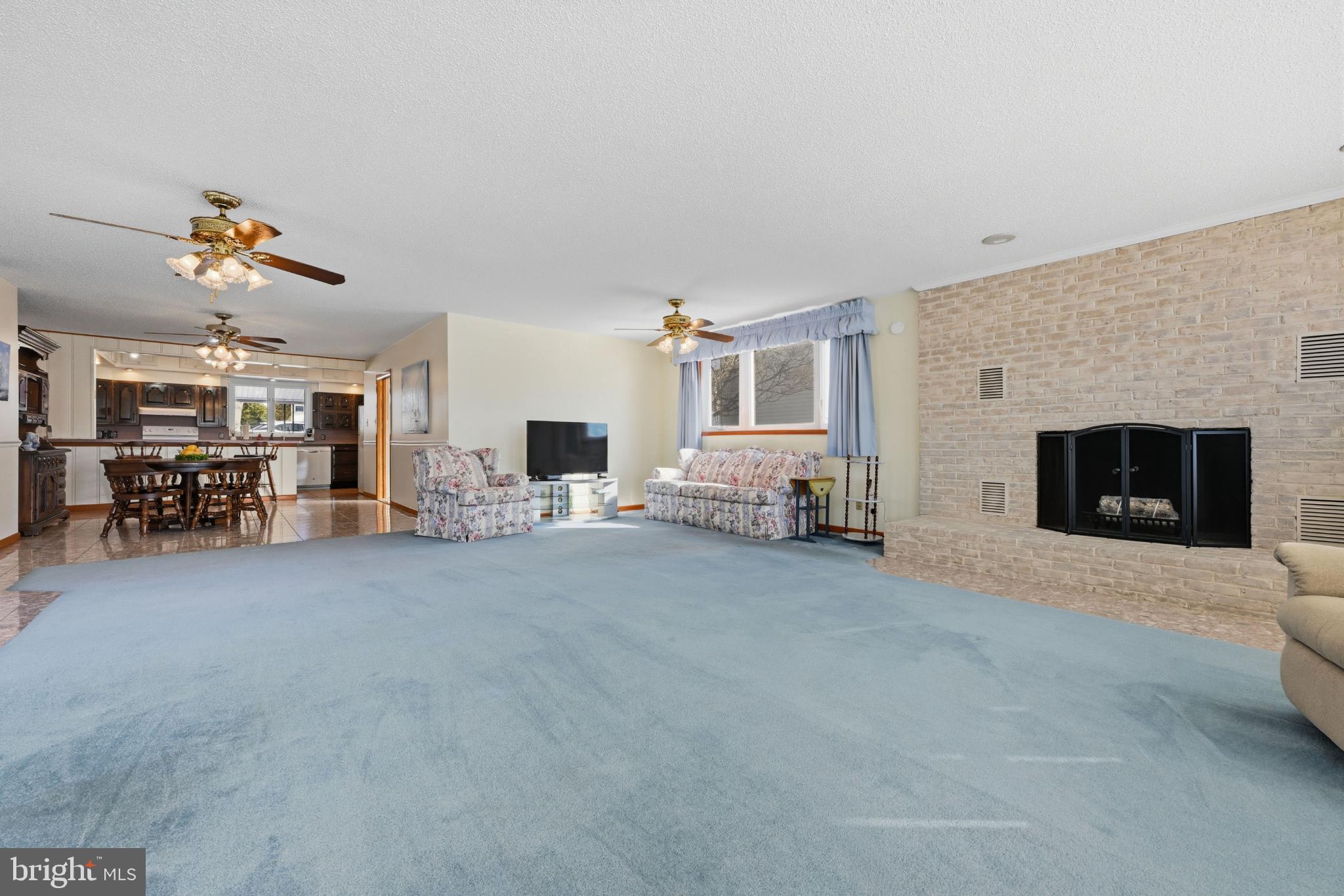 UPPER MAGOTHY BEACH - Residential