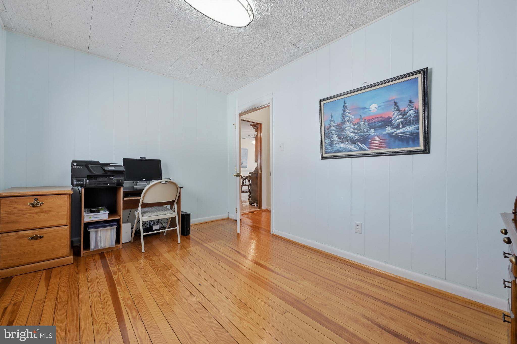 UPPER MAGOTHY BEACH - Residential