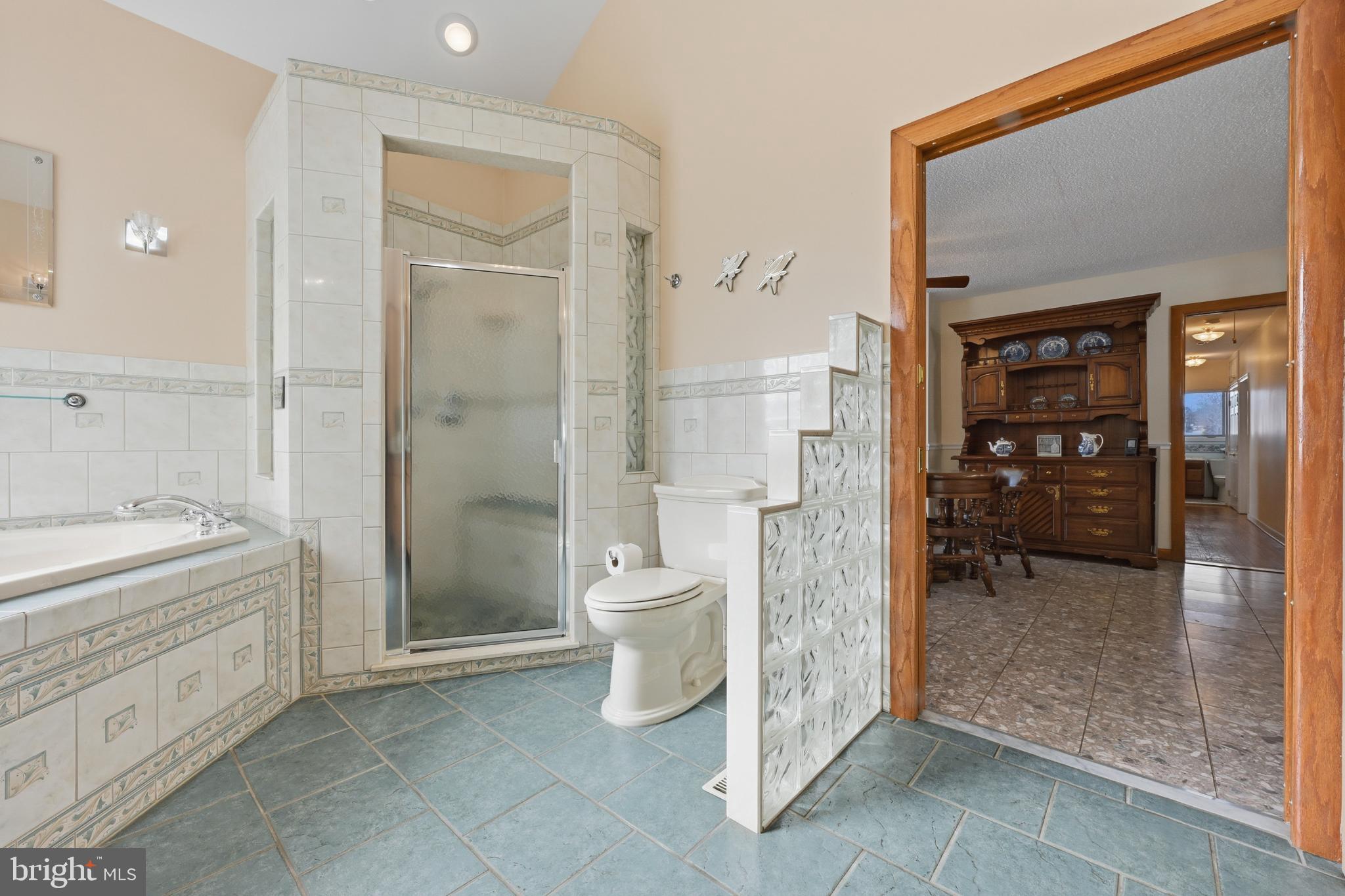 UPPER MAGOTHY BEACH - Residential