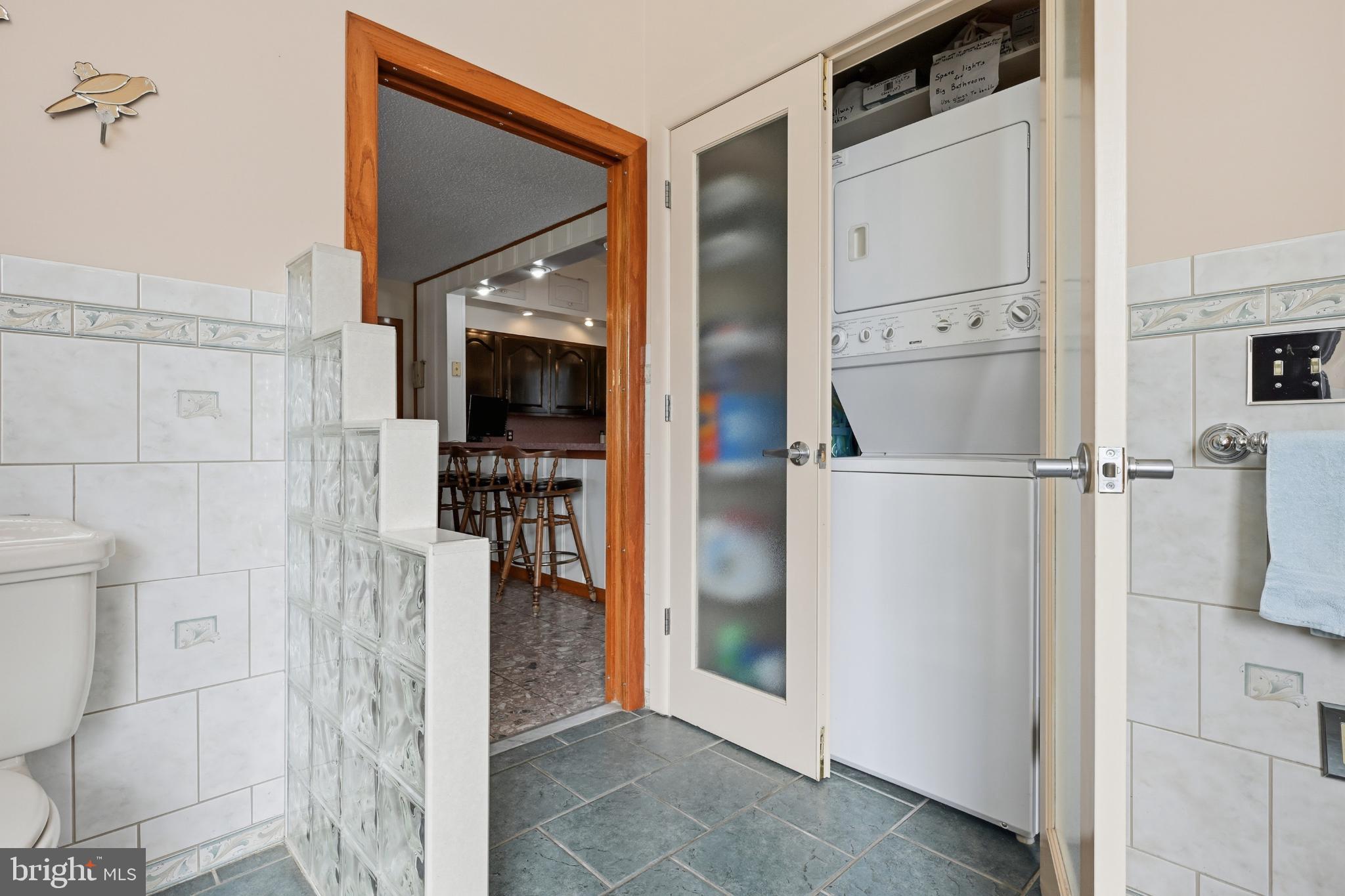 UPPER MAGOTHY BEACH - Residential