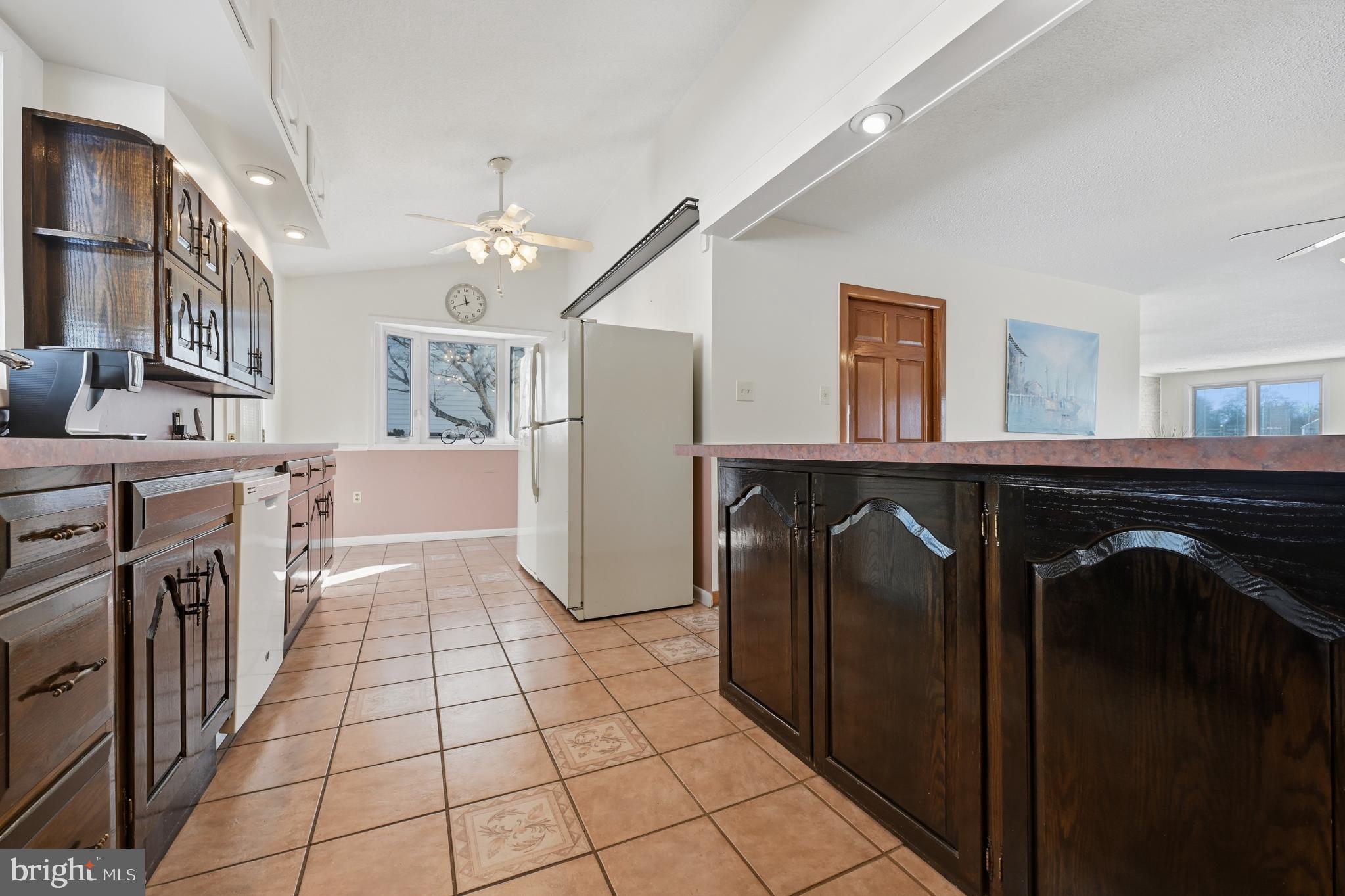 UPPER MAGOTHY BEACH - Residential