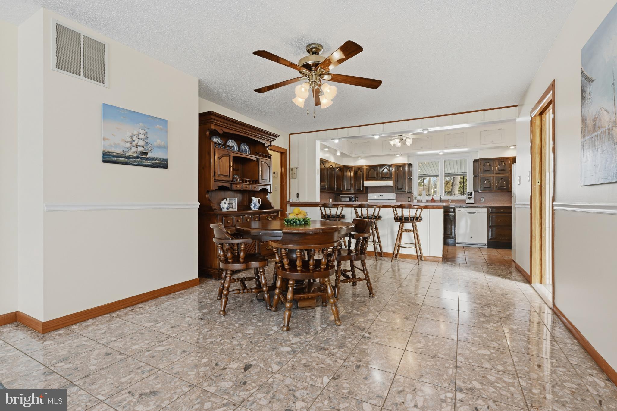 UPPER MAGOTHY BEACH - Residential