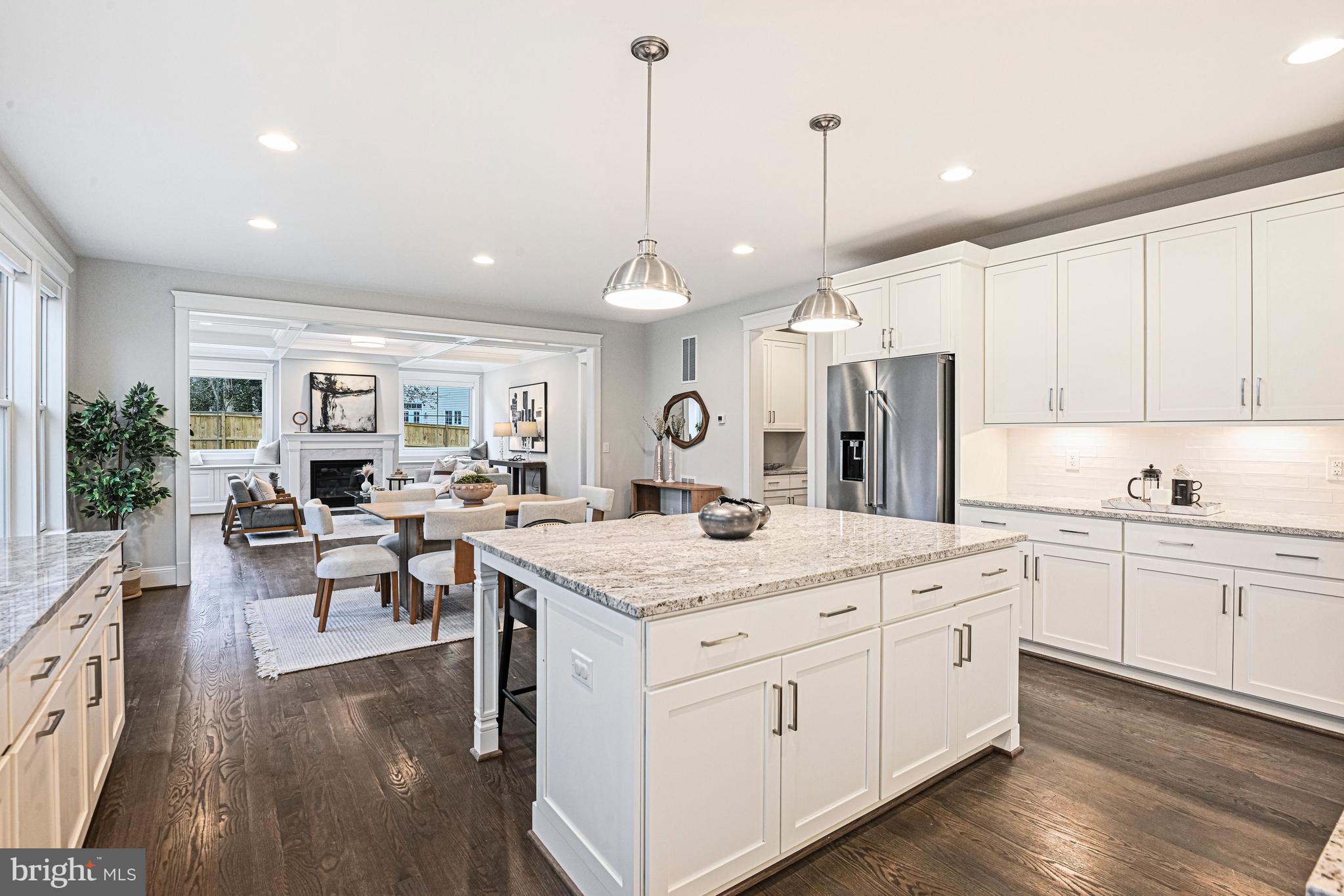 HIGHVIEW TERRACE - Residential