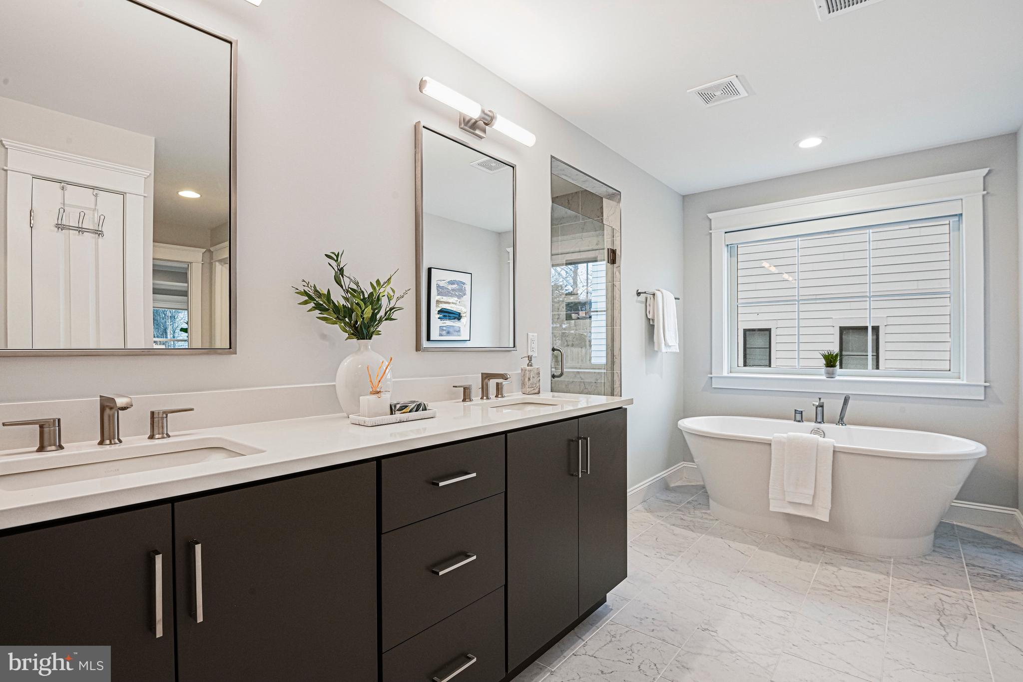 HIGHVIEW TERRACE - Residential