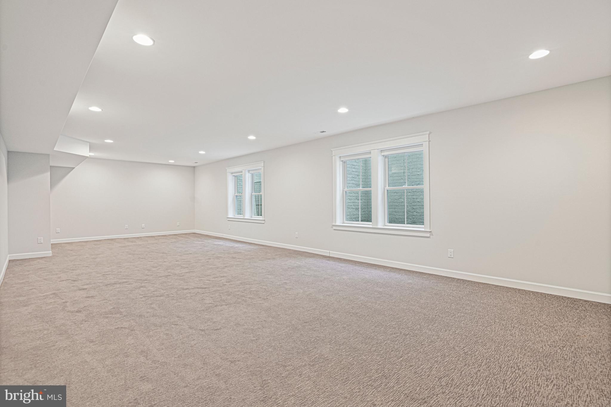 HIGHVIEW TERRACE - Residential