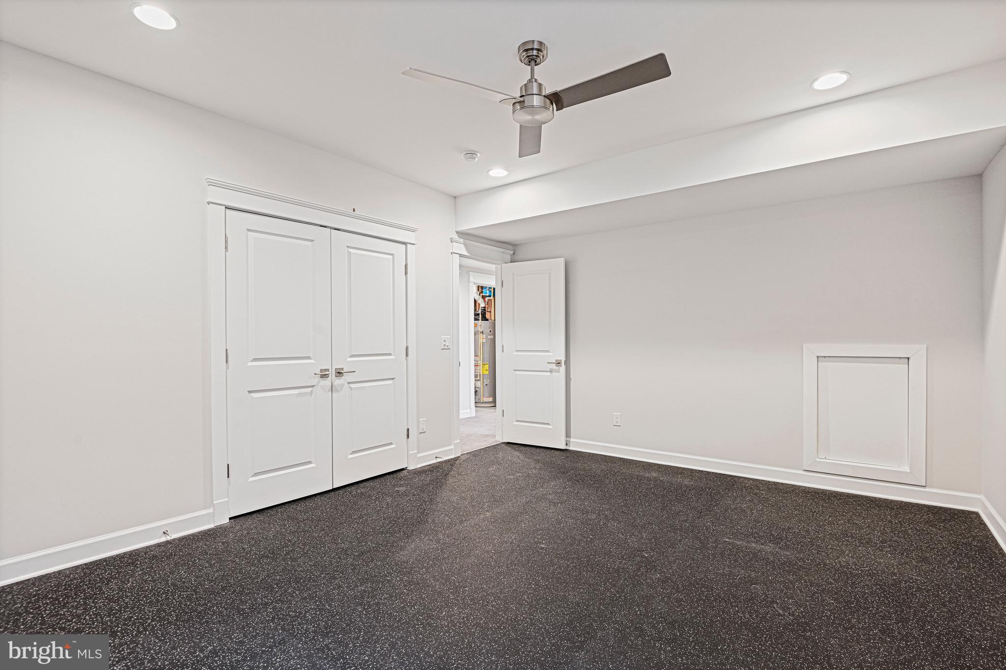 HIGHVIEW TERRACE - Residential