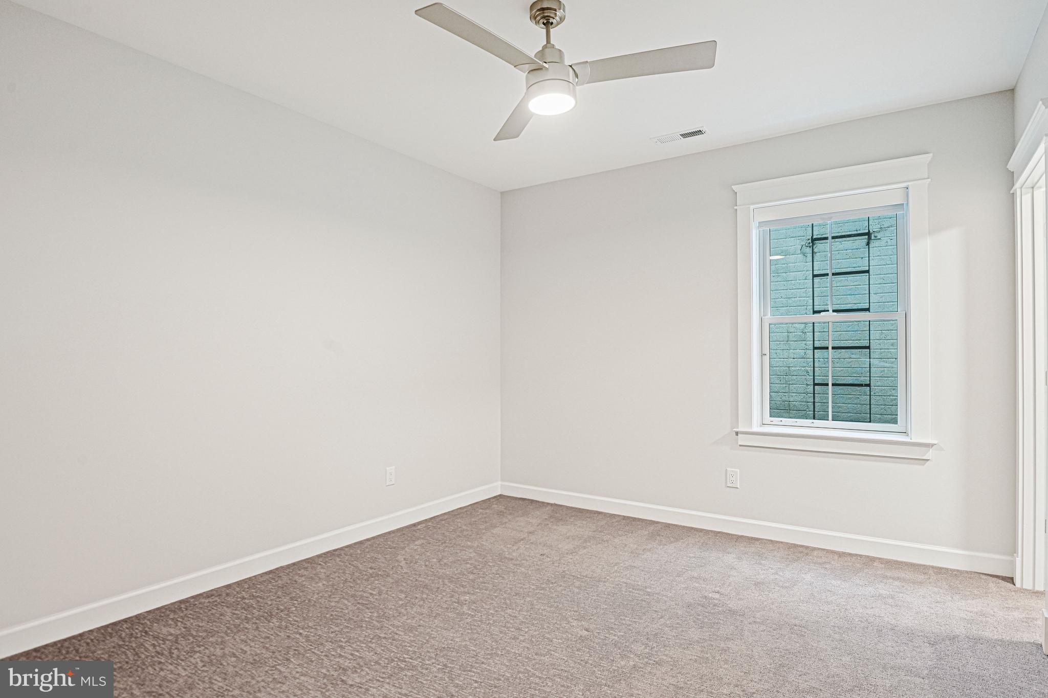 HIGHVIEW TERRACE - Residential