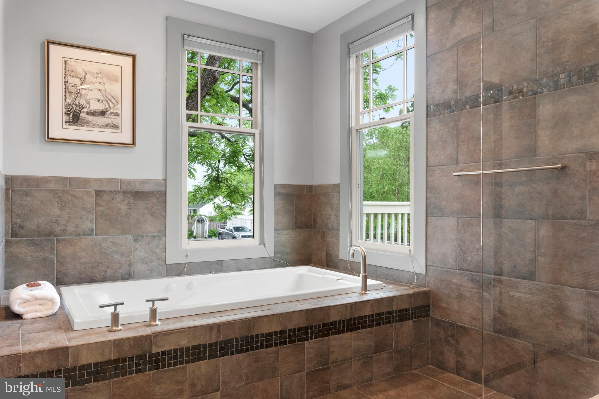 EASTPORT - Residential