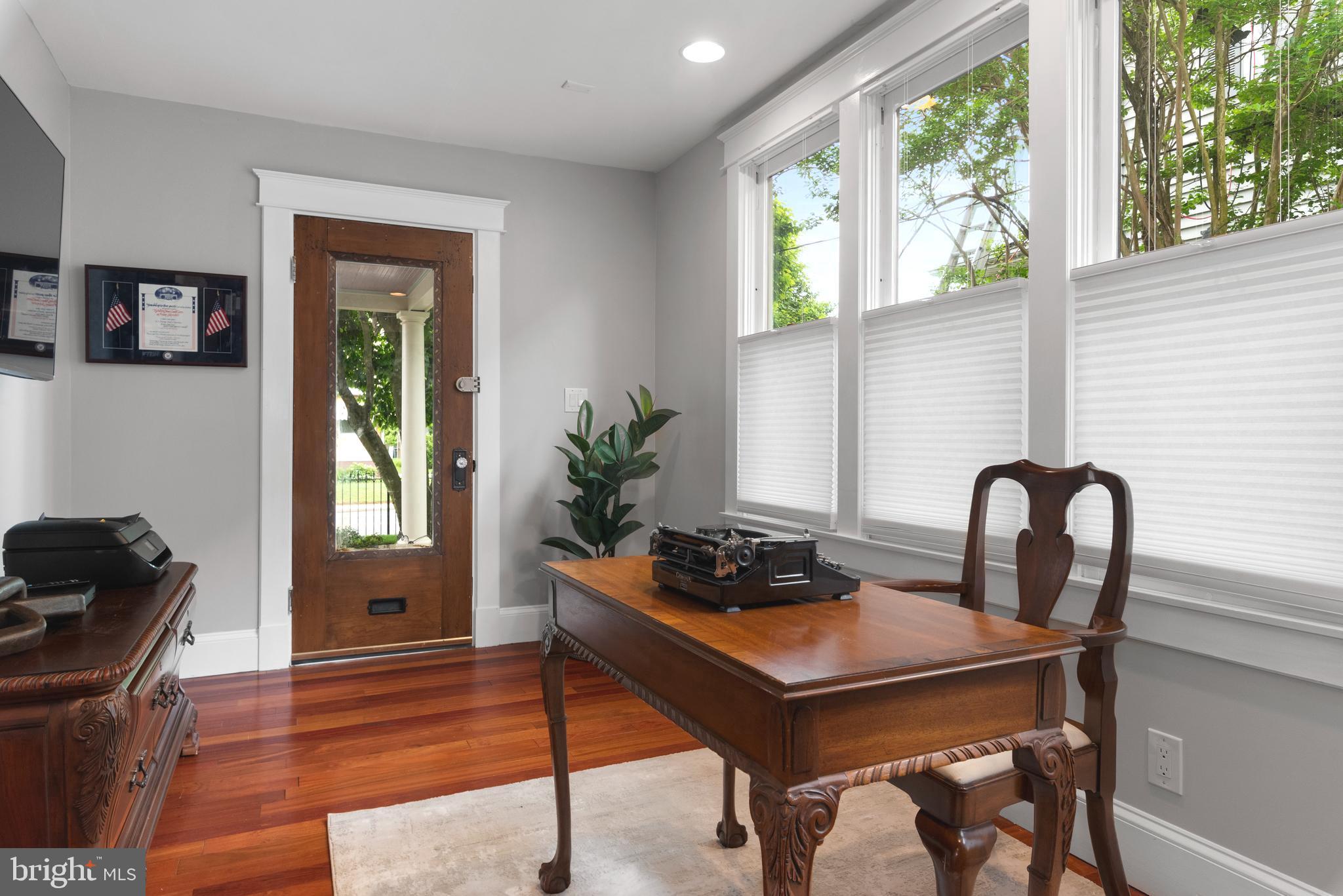 EASTPORT - Residential