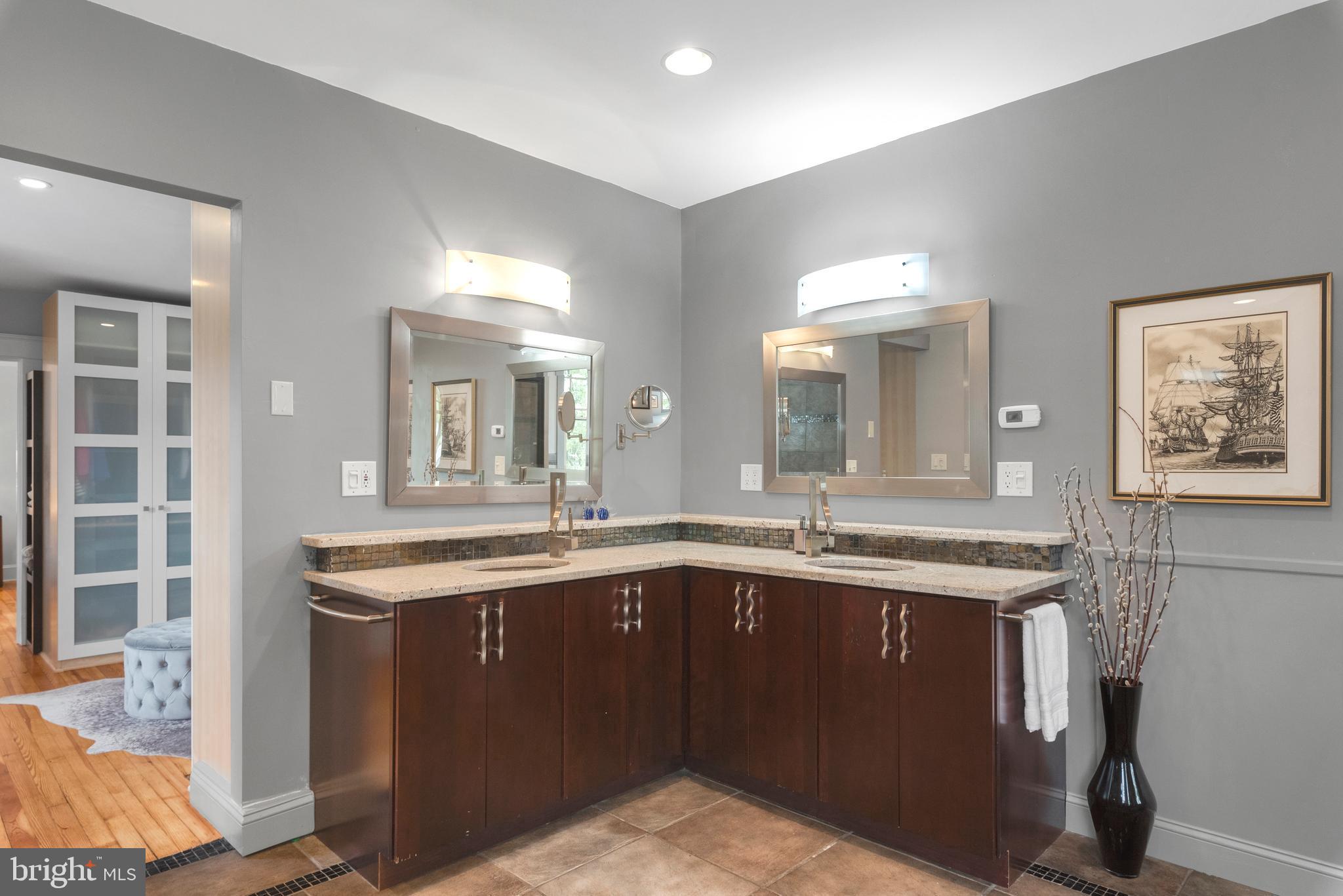 EASTPORT - Residential