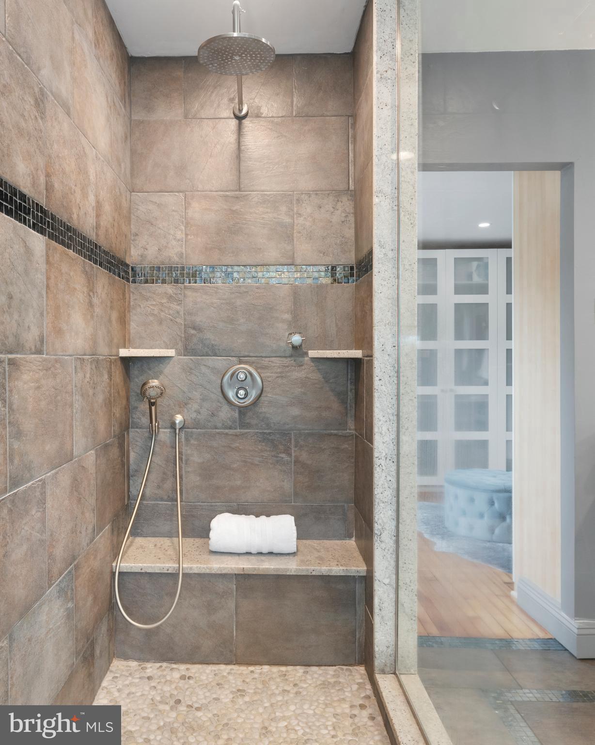 EASTPORT - Residential