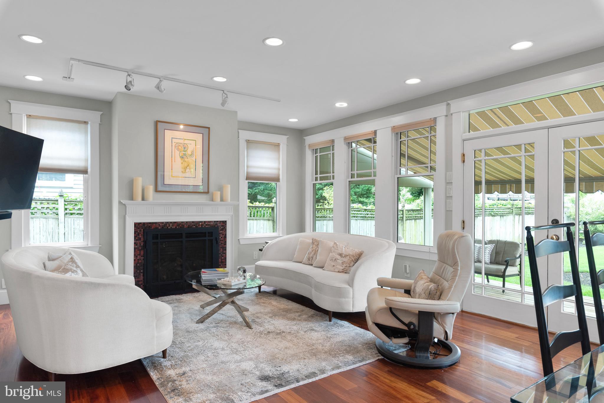 EASTPORT - Residential