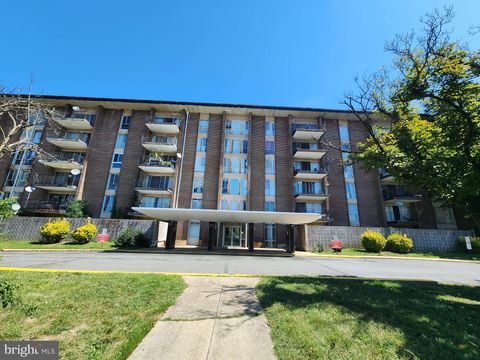 Condo For Sale - 6011 Emerson Street #616<br/> BLADENSBURG, MD 20710