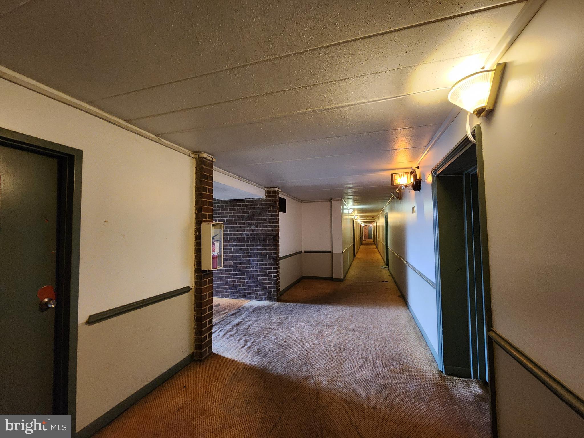 PARKWAY CONDOMINIUMS - Residential