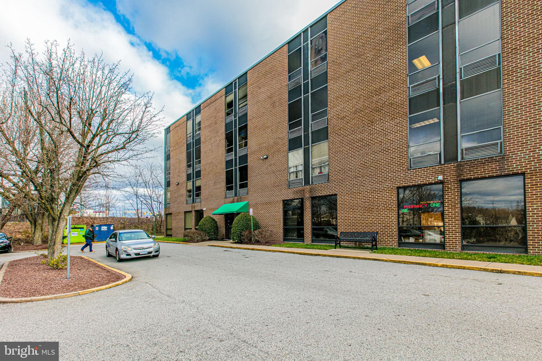 14904 RICHMOND HIGHWAY 310