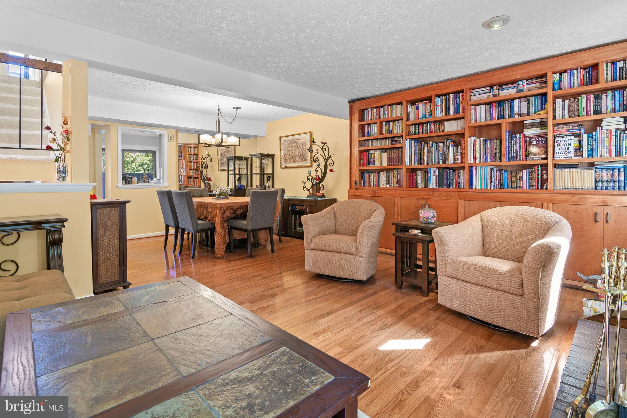 SLADE VILLAGE - Residential