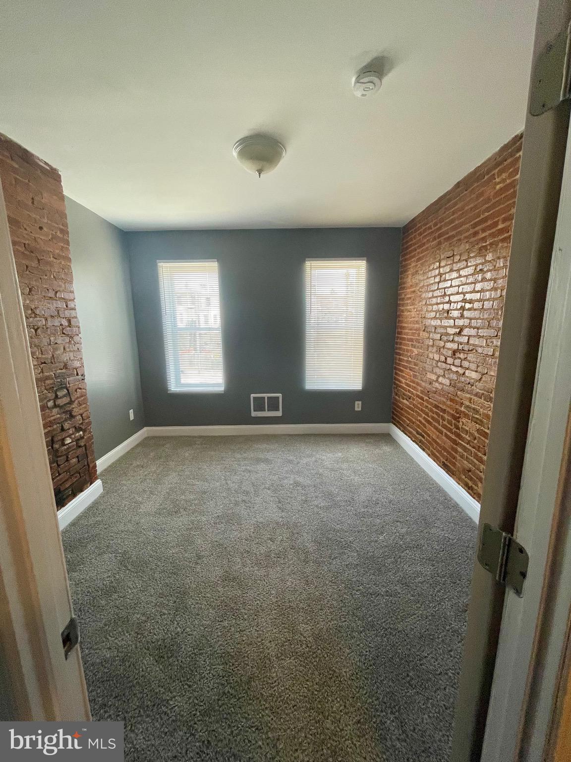 OLIVER - Residential