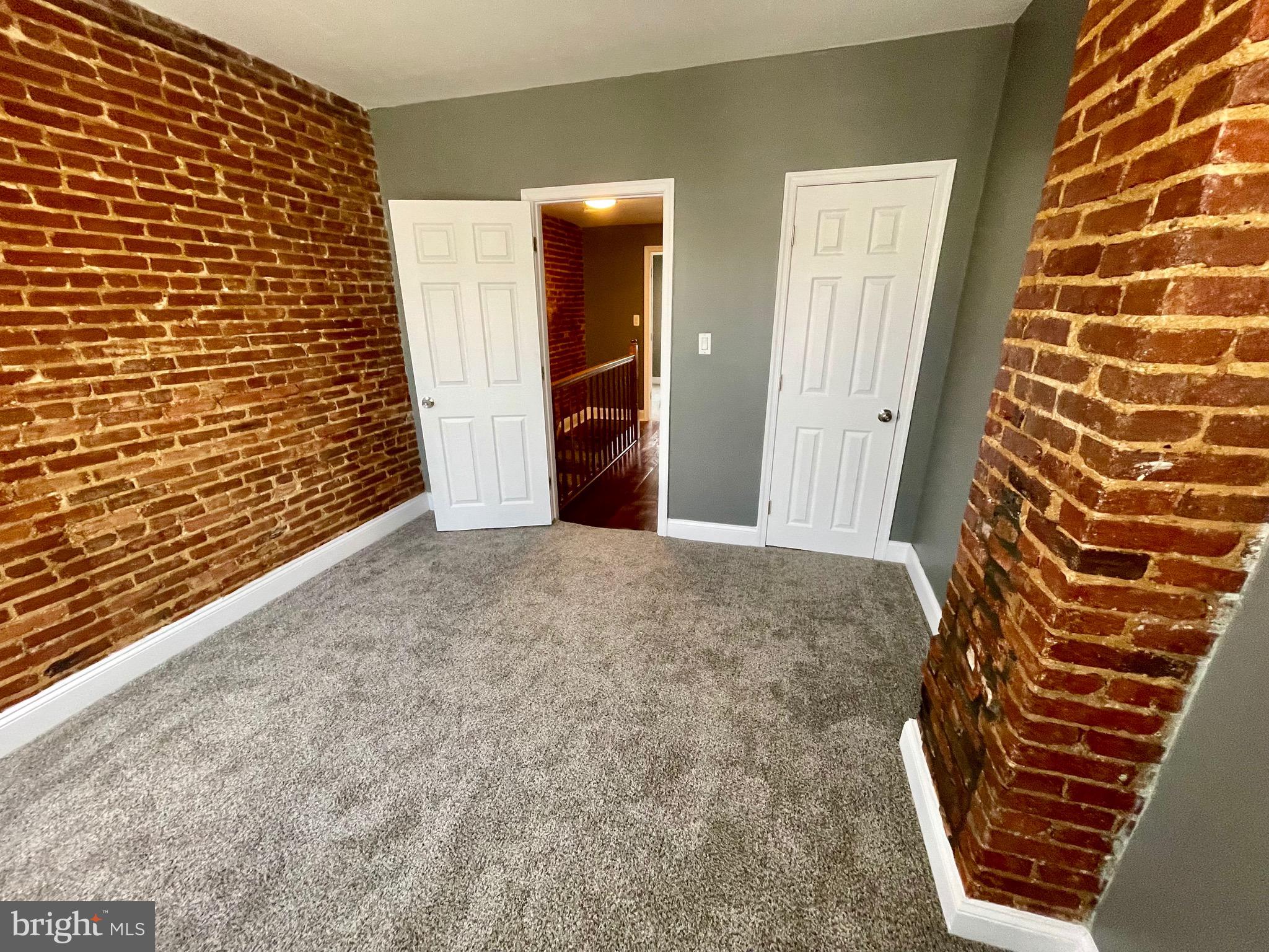 OLIVER - Residential